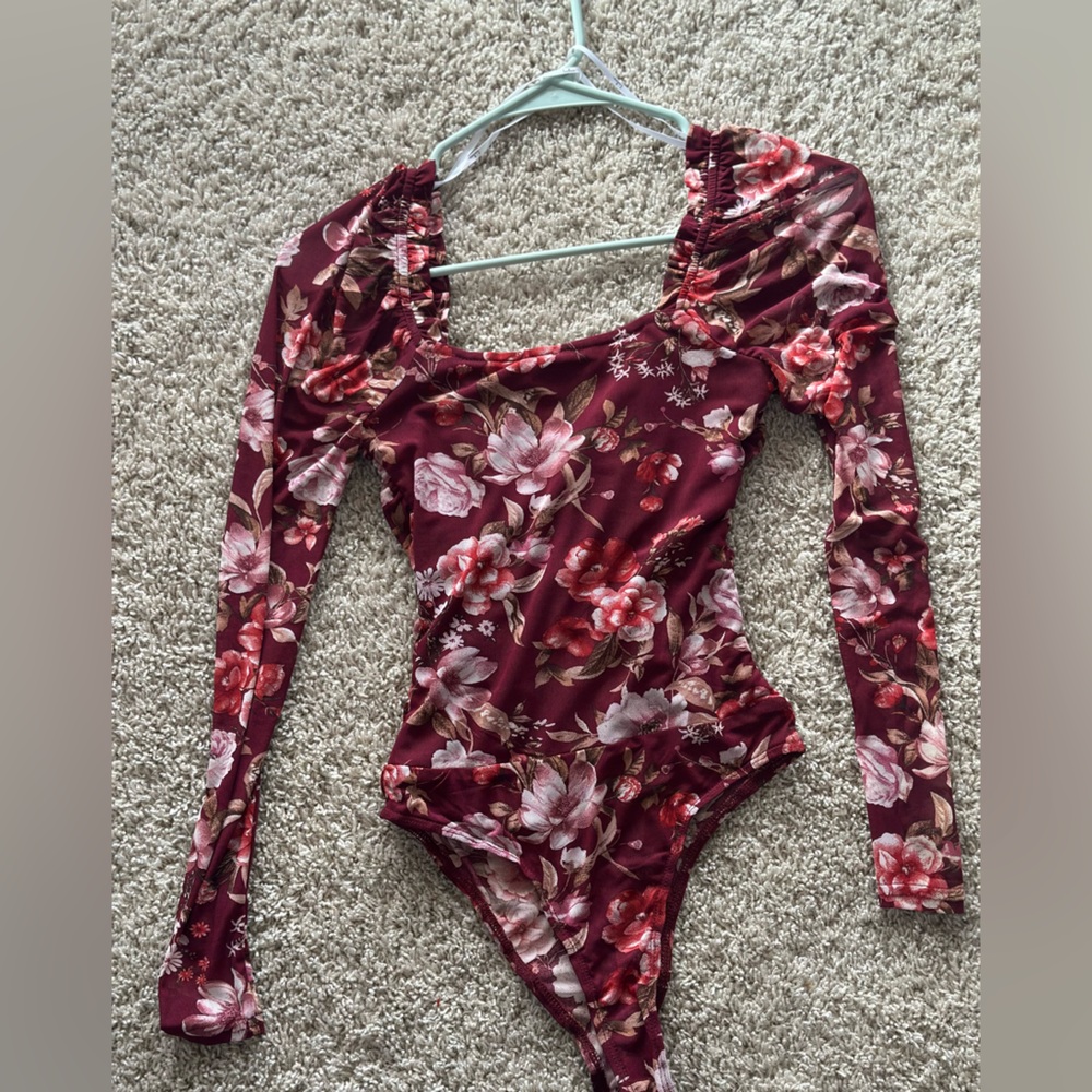 Absolutely Thriving Burgundy Floral Mesh Ruched Bodysuit - Picture 4 of 4